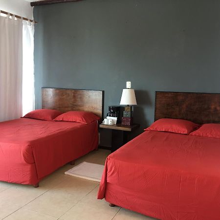Hotel Arenas Mahahual Extérieur photo